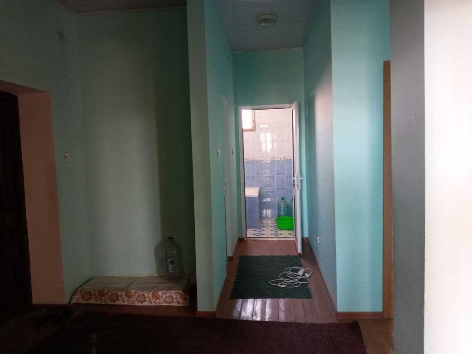 Урганч шахрида Гипермаркет енгинасида 3 хонали кв. ижарага берилади
