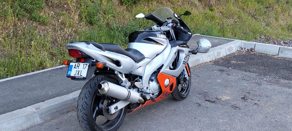 Vând Yamaha Thundercat an 2000 stare foarte buna
