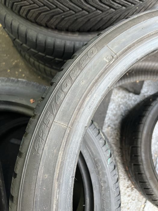 225 40 20 Toyo iarna dot 2020