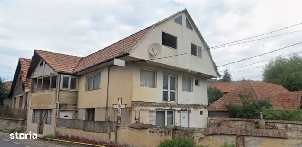 Casa individuala, 5 camere, 320 mp, zona Baciu