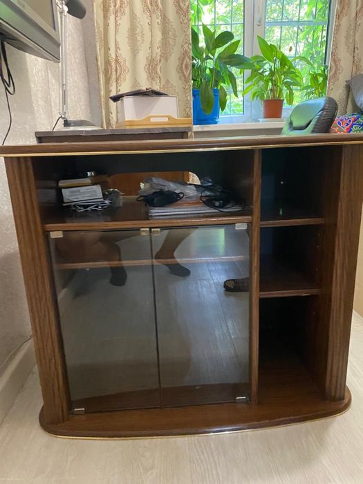 Тумбочка под телевизор