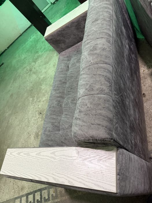 iphone 16  с гарантия