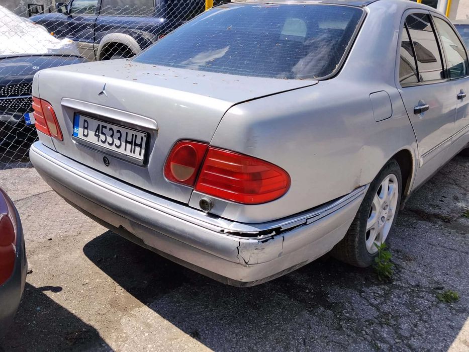 Mercedes E230 газ бензин