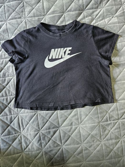 Сет Nike  3бр , подарък 2бр.маратонки