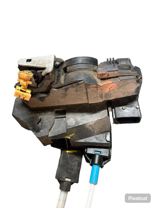 Broasca Usa Dreapta Spate Cadillac Bls 2006 - >