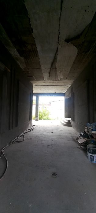 Сергели Дом  6 соток 10 комнат 3 этажа