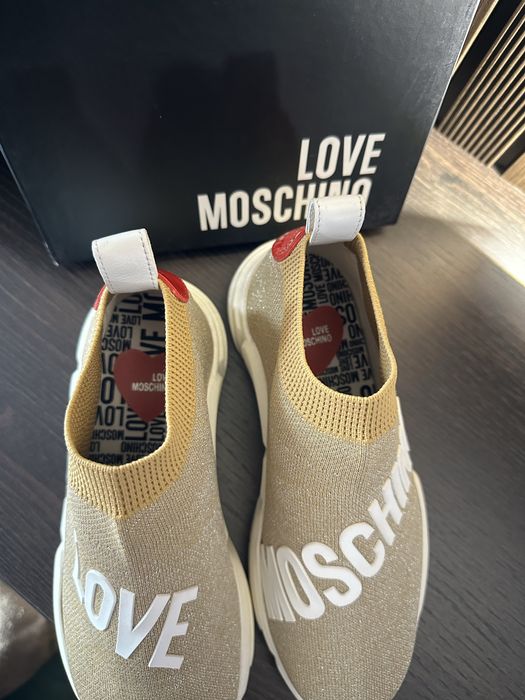 Маратонки Love Moschino