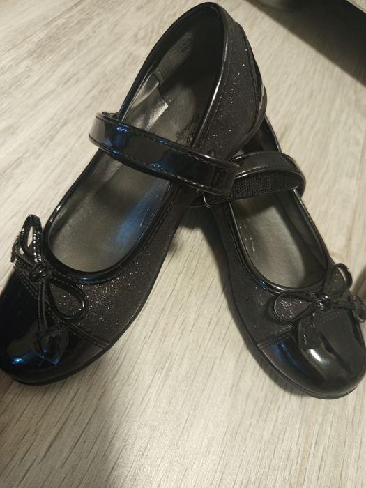 Официални обувки и пантофки 29 номер !