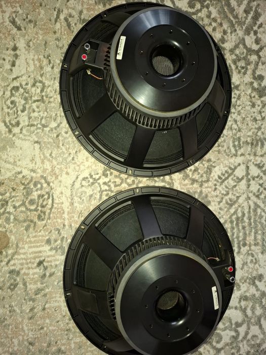 Динамики 18 дюйм