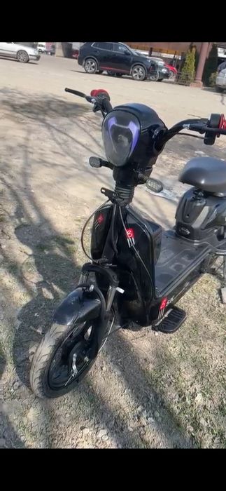 Продам  ск8 новый аккумлятор А+