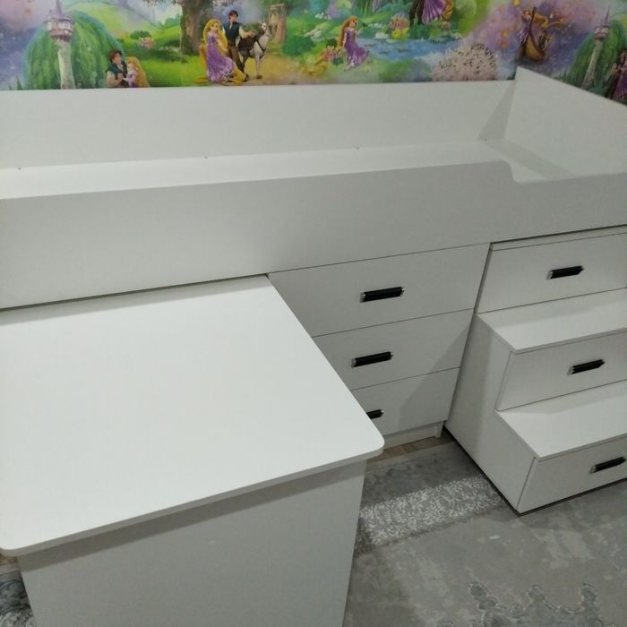 Продам кровать . Новая. Срочно.