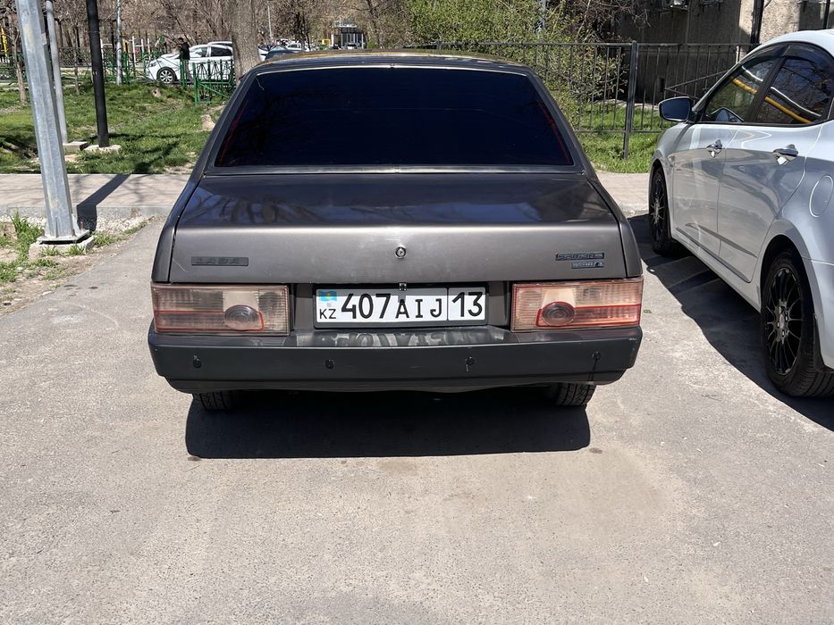 Продам машину ваз 21099