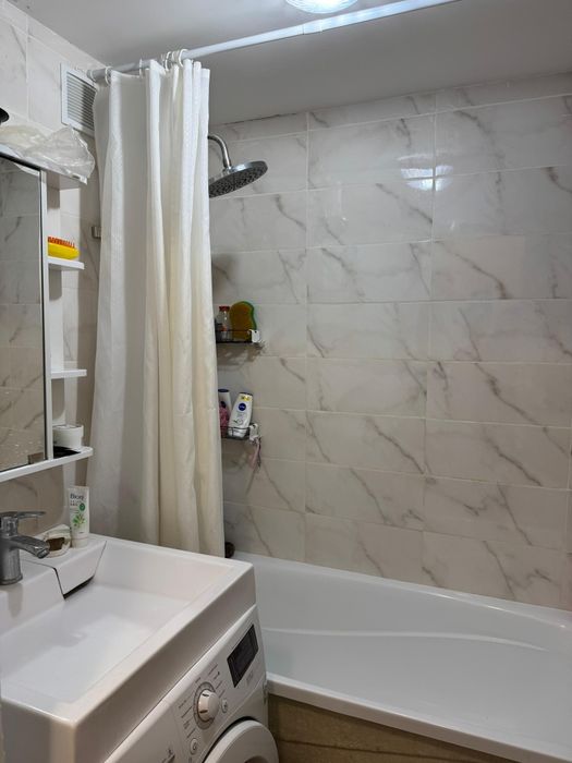 Сдам комнату. Район Встречи.