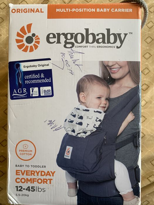 Marsupiu ergobaby
