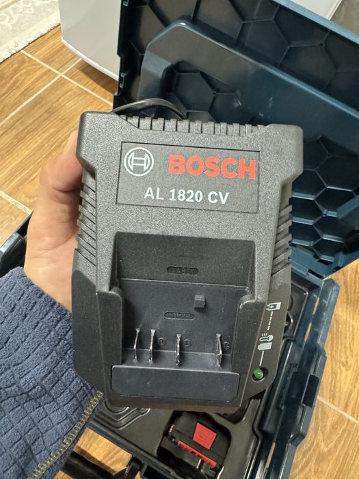 Bosch ОРИГИНАЛ перфик/шурупик и дрель