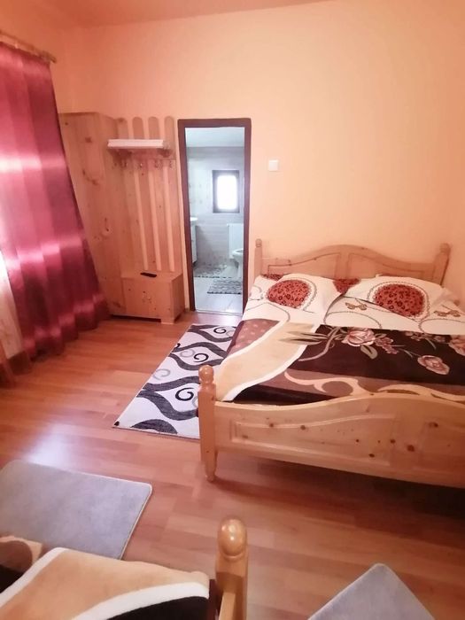 Peniunea Lazar (Disponibila de revelion)