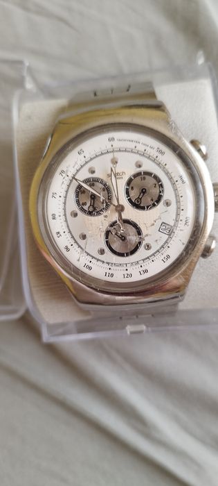 Часовник  Swatch IRONY