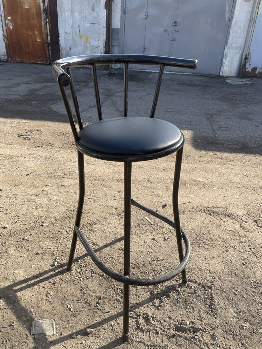 Продам барный стул