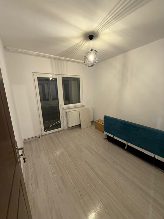 Ap 3 camere, Parc Romanescu  decomandat 64mp