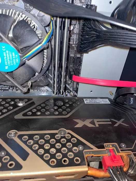 Vand PC cu  i3 9100f, 16gb ram, RX580 XFX 8gb