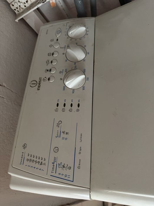 Masina de spalat varticalq INDESIT 1000 rpm