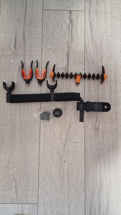 Vand husa lansete si accesorii pescuit