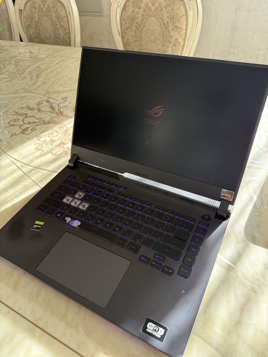 ноутбук ASUS ROG Strix G15 G513IH