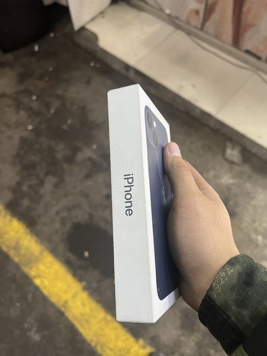 Iphone 13 yangi Srochno