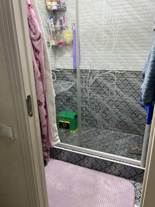 Продаётся чиланзар 24 квартал под офис 3/1/4