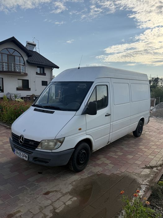 Mercedes Sprinder 208 CDI