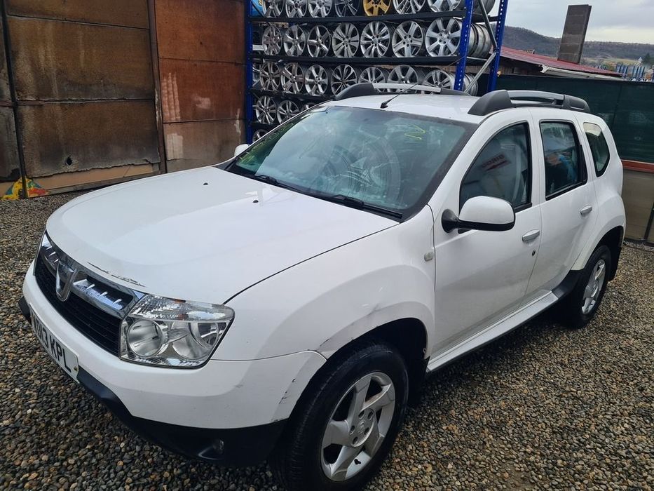 Dezmembrari dezmembrez  Dacia Duster 1.5 Dci 2010-2013