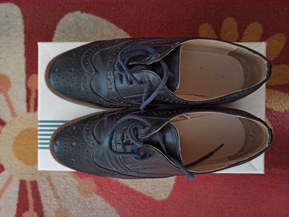Oxford style, Обувки, внос от Англия, Оксфордски стил