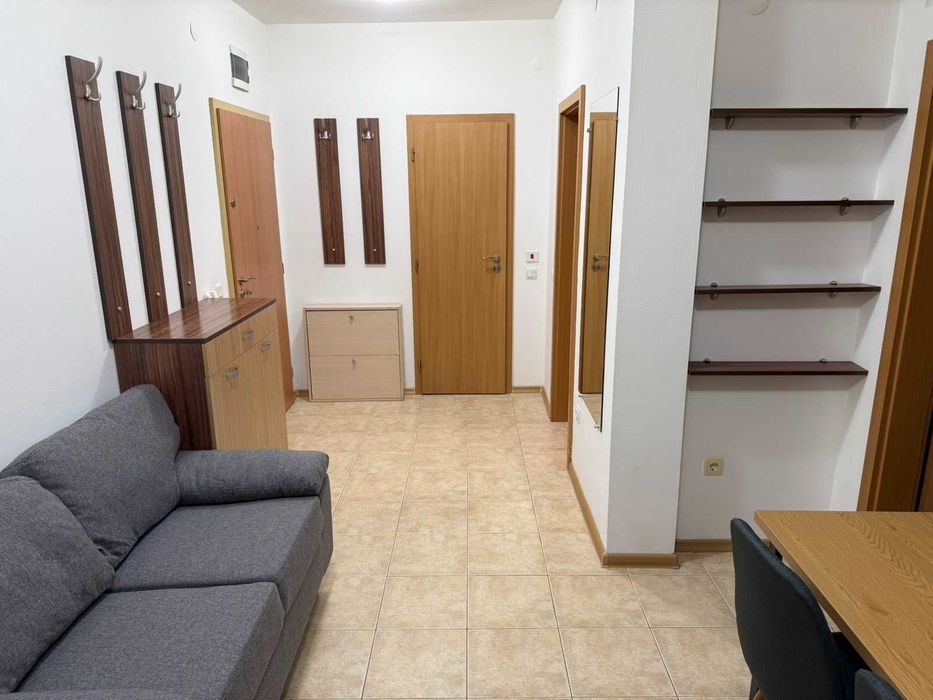 Уютен Тристаен Апартамент