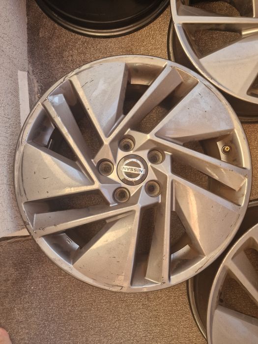Vand jante originale Nissan Qashqai R17