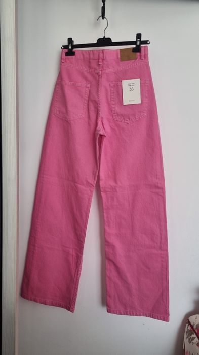 Pantaloni roz Bershka talie înaltă