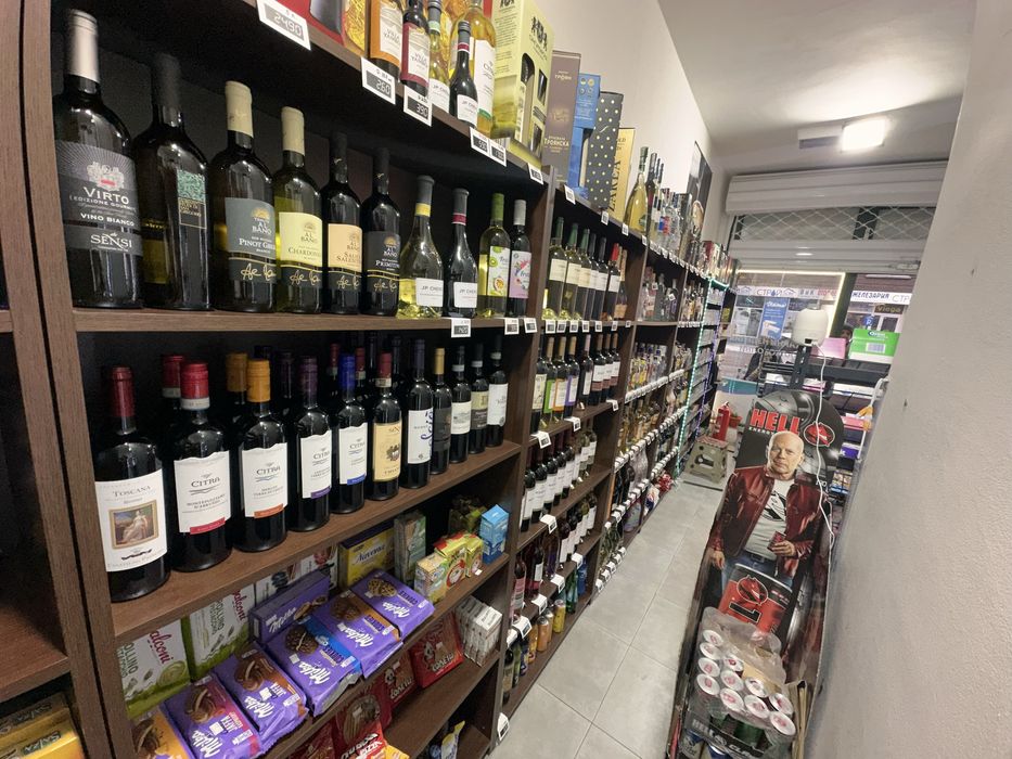 Продава се Магазин в София, Център - 30 кв.м за 1105 €/кв.м - Снимка #2