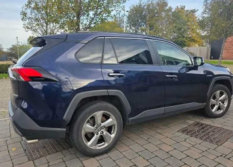 Dezmembrez Toyota RAV 4 2.5 benzina hybrid 2020