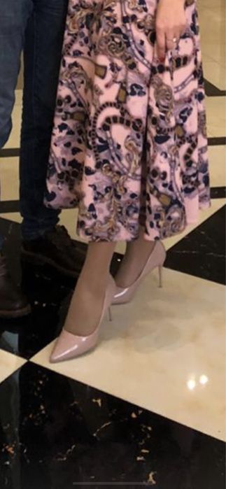 Продам кожаные туфли