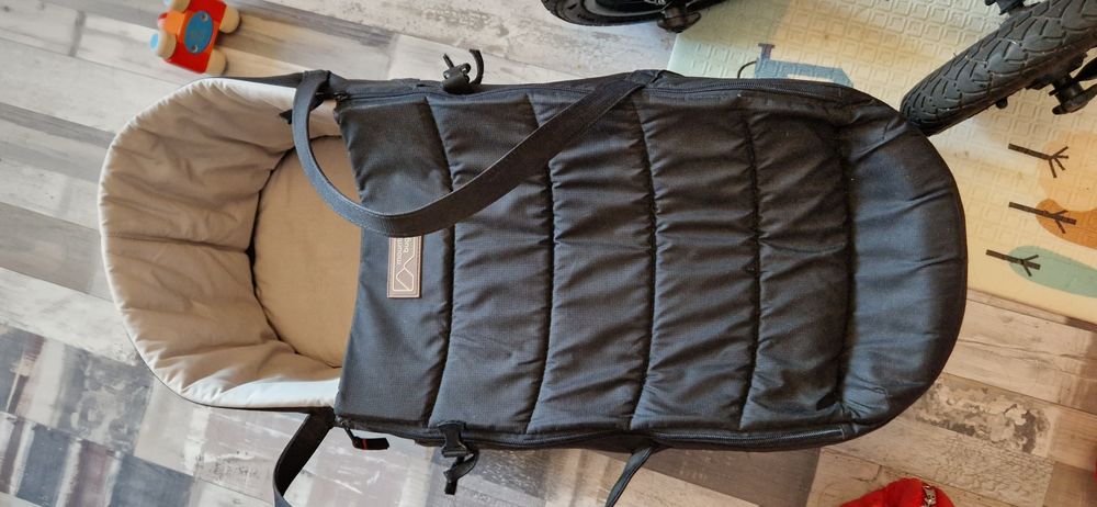 Количка за близнаци/ породени Mountain buggy duet