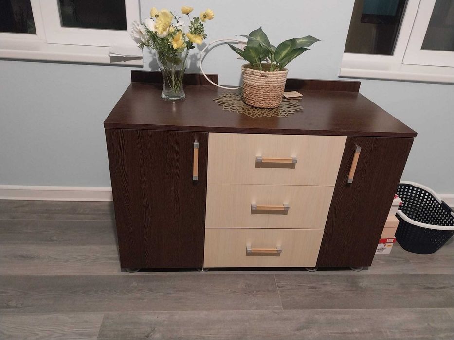 Vând dormitor stare foarte bună