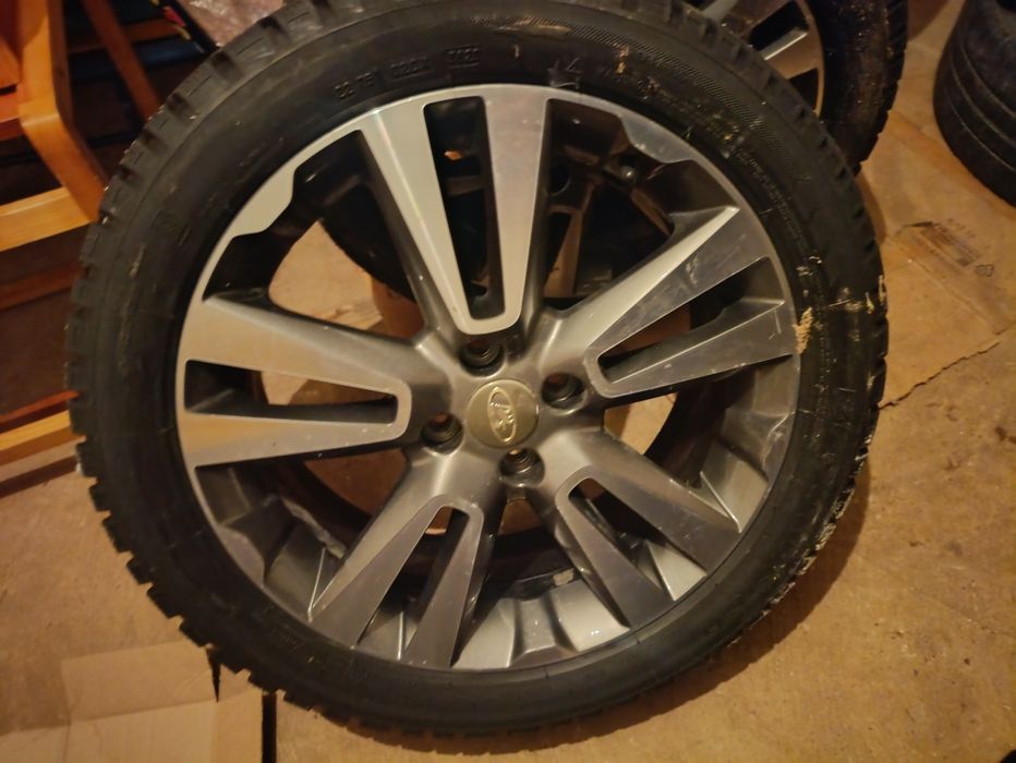 Продам колеса в сборе.