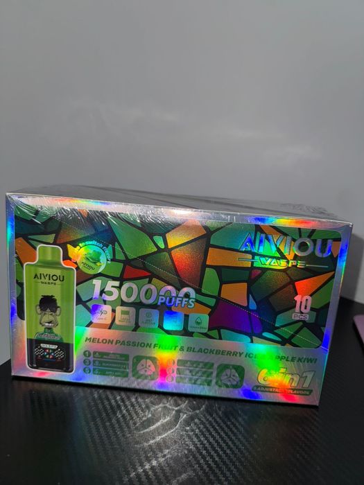 Vape 150.000 pufuri 6 in 1 cu 3 arome combinabile