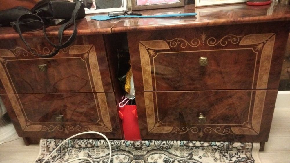 Спальный гарнитур