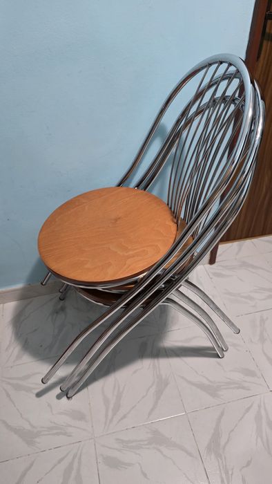 Scaune metalice de bucatarie