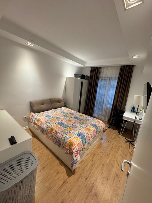 Proprietar vand apartament 3 camere+parcare - Cosmopolis