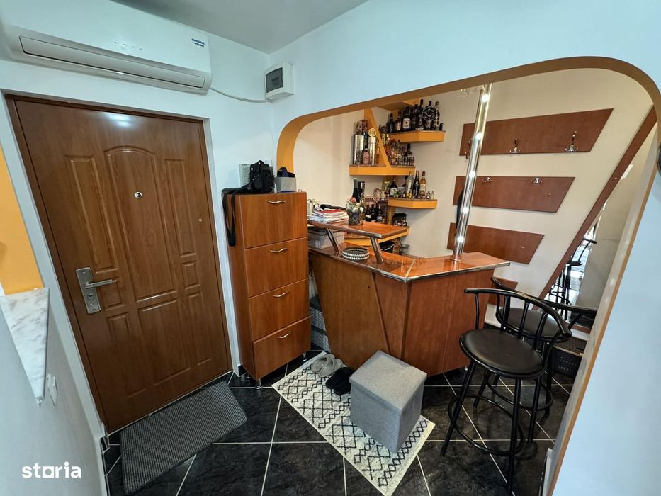 Apartament 3 camere decomandate , finisat , Carpati 2
