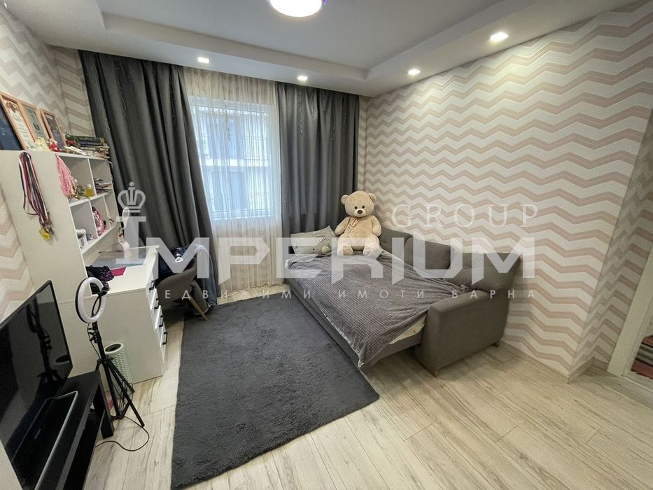 Продава се Тристаен апартамент в Варна, Бриз - 100 кв.м за 2350 €/кв.м - Снимка #7
