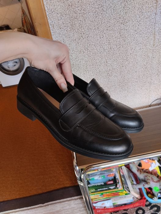 Продам женские туфли 41р.в отличном состоянии