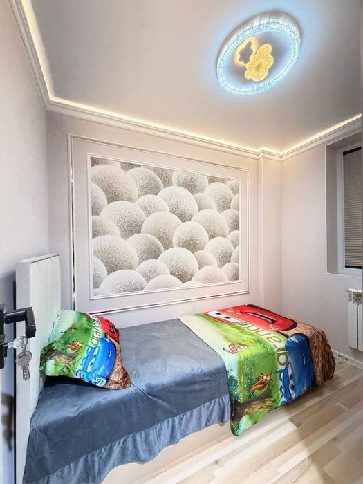 Продам чиланзар 2.  Трёх комнатная. Мебель техника