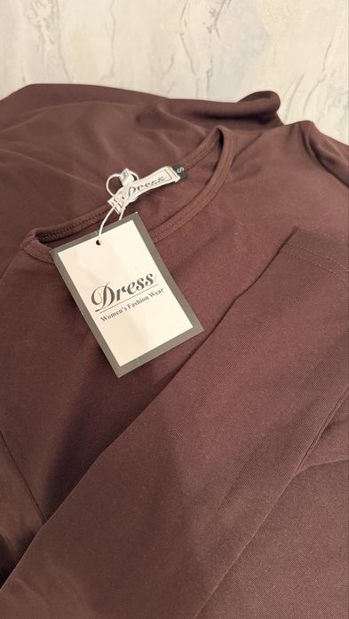 платье коричневое S/42 размера